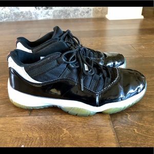 Nike Jordan 11 Infrared